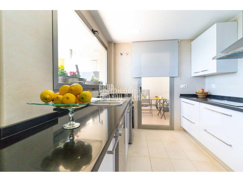 Foto 993def7e-b018-48dd-815a-1eae1ad275d1. Rent chalet with parking pool in El Faro Cullera