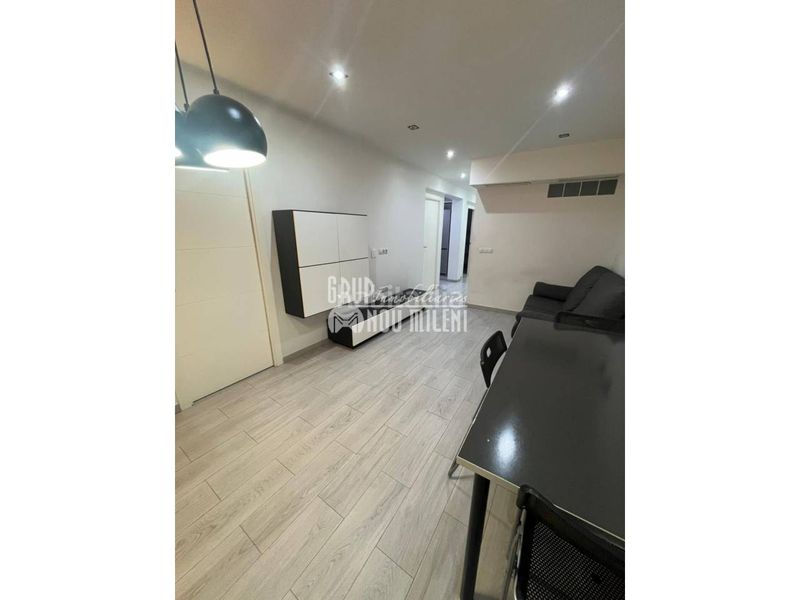 Foto 555a11e8-4a45-42e9-9c70-33399bc1b351. Pis a Catarroja