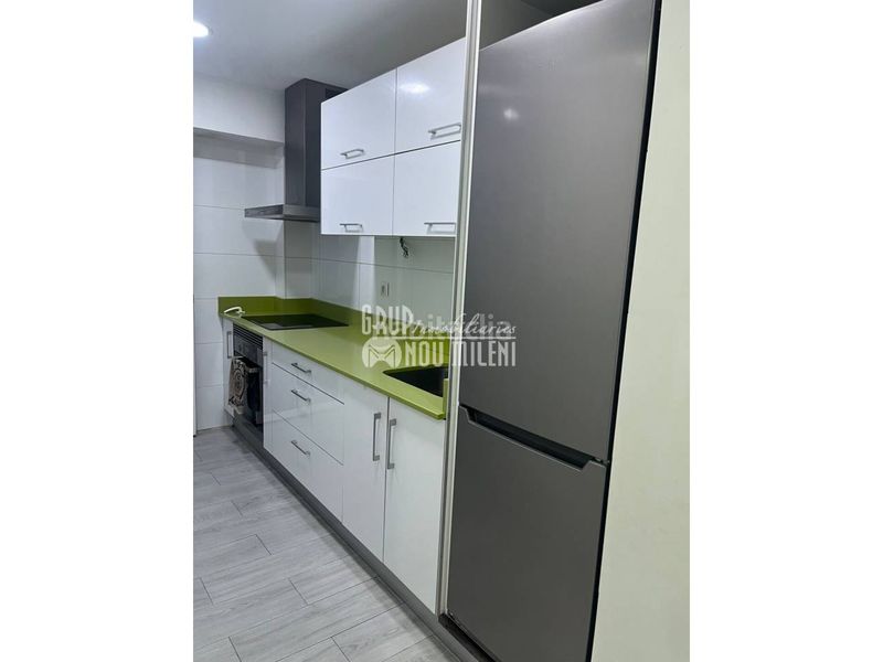 Foto e6a2dc07-787f-44b2-8ed1-742787cb1c69. Pis a Catarroja