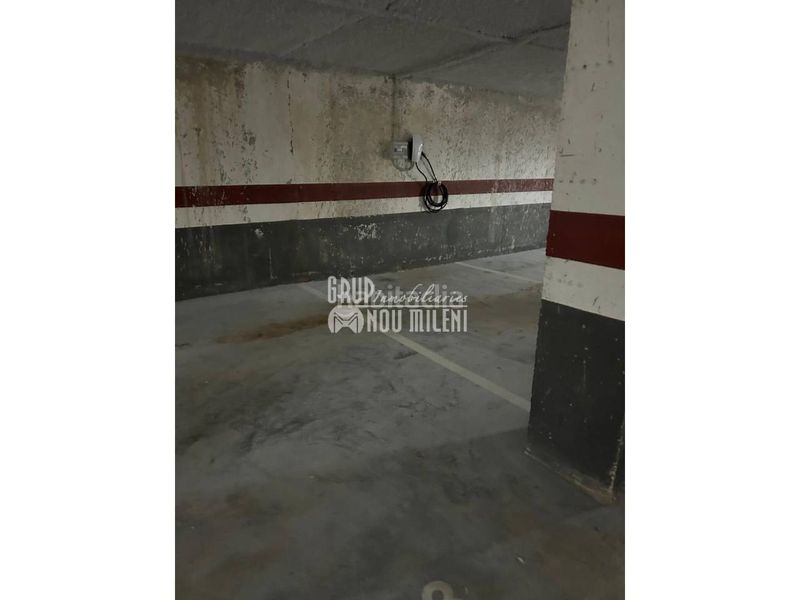 Foto f9188256-5c12-4bb6-bf7f-668e9afac602. Aparcament cotxe a Metro - Auditorio Paiporta