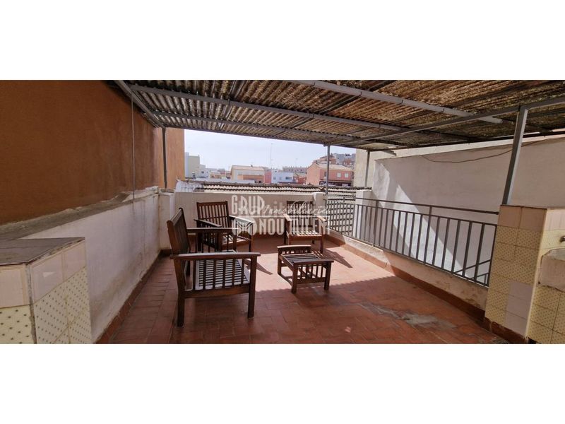 Foto 2c4e3f27-977a-4b5a-b03a-a5b39cfbf7c0. Casa a Aldaia