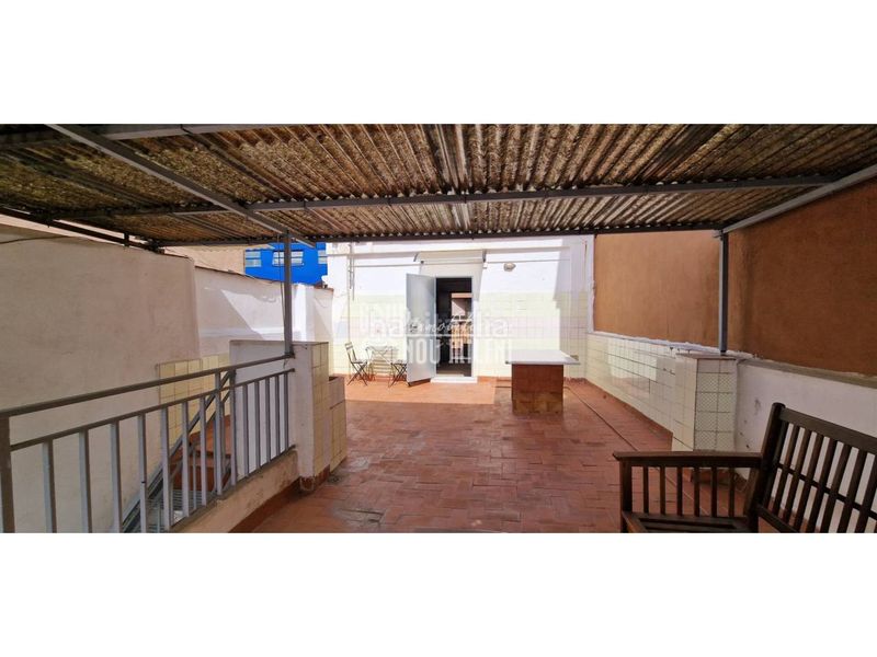 Foto e03f561d-6624-4b76-b87c-e00899db7f2b. Casa a Aldaia