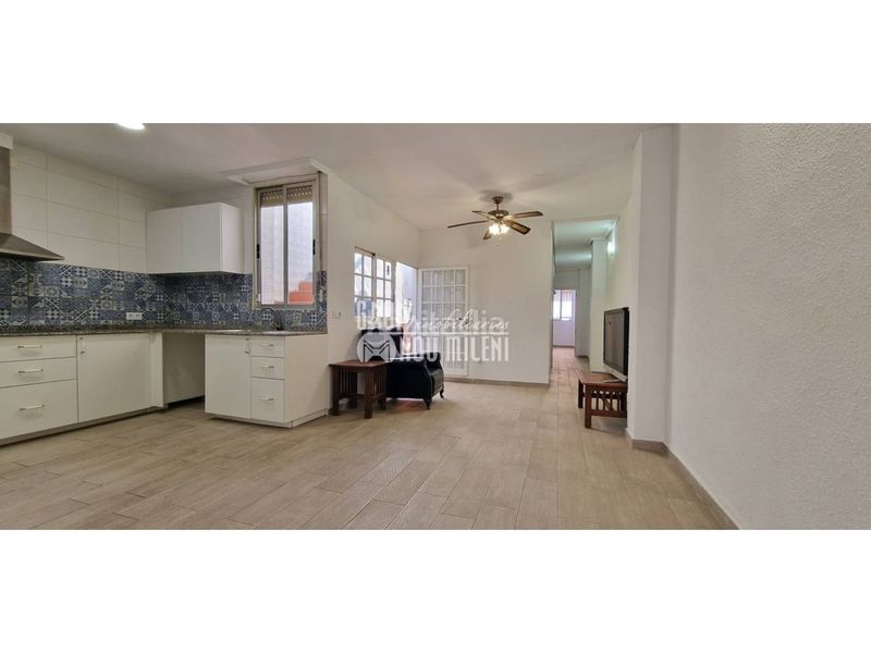 Foto efcdb395-c9a5-460f-a0be-1d23b1a2c88c. Casa a Aldaia