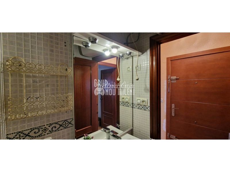 Foto 49e071a3-a9da-4d18-b6cd-323621064f6b. Pis amb aparcament a El Perellonet Valencia