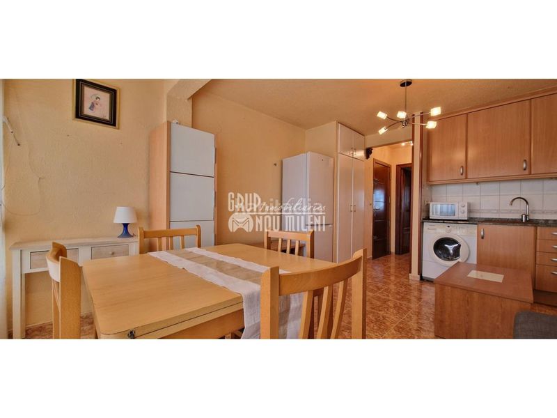 Foto 6f85addc-3826-4ac8-9987-cddab333b5d7. Pis amb aparcament a El Perellonet Valencia