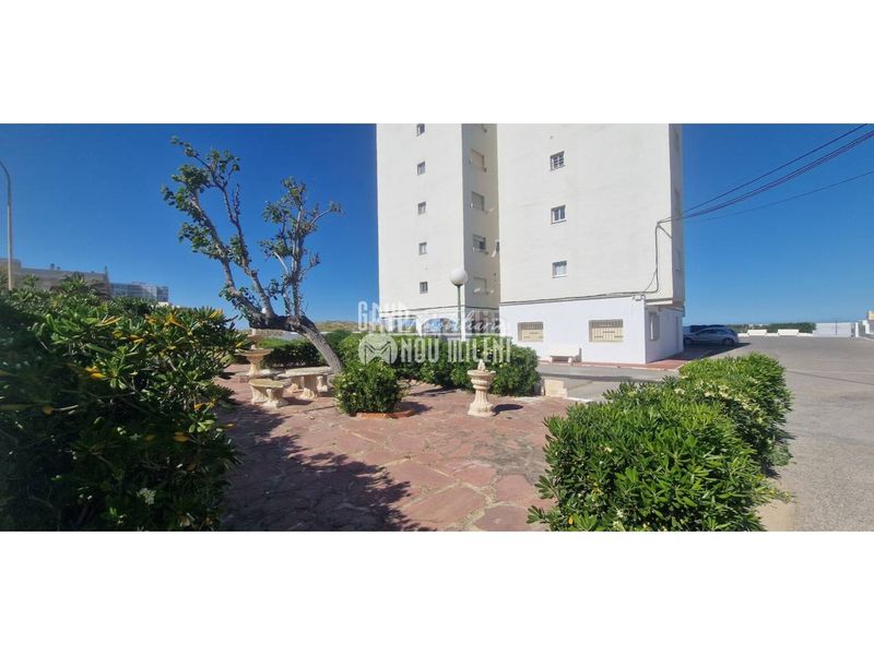 Foto 998bbcf8-5e99-41e9-ae0d-2e76a209d297. Pis amb aparcament a El Perellonet Valencia