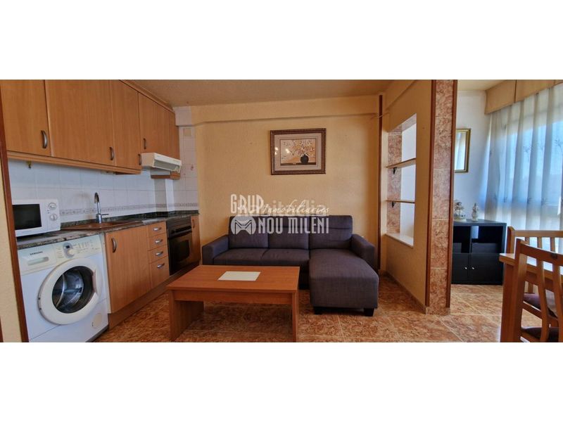 Foto 9f8a3da8-53b9-429d-9bd0-b0a488742fcf. Pis amb aparcament a El Perellonet Valencia