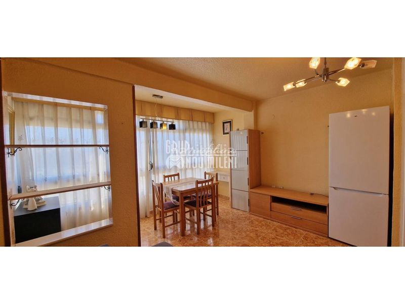 Foto cdeab327-4594-478c-9fc0-8c81c7bac22c. Pis amb aparcament a El Perellonet Valencia