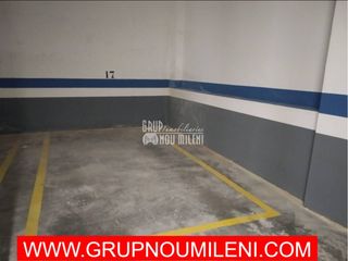 Parking coche en Catarroja. Garaje en venta en catarroja