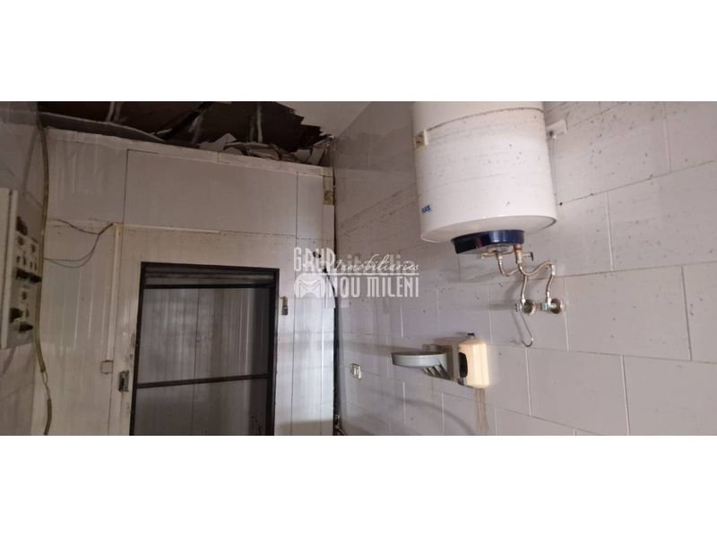Foto 407e4dc4-2f19-4e1f-8edb-0746ce5097a9. Local comercial a Catarroja