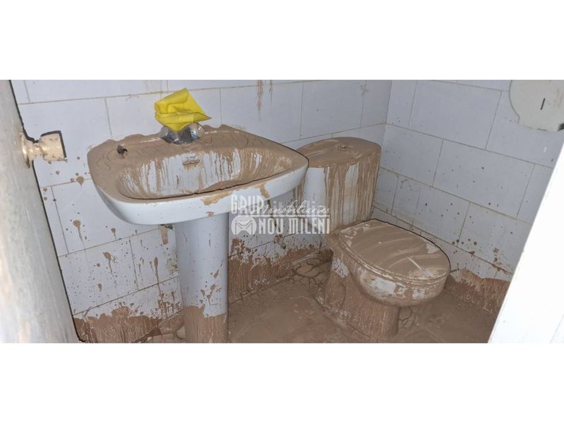 Foto 6ad11d56-1d01-44df-92d4-0d5f53dc8e03. Local comercial a Catarroja