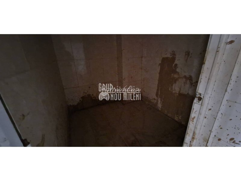 Foto bc9c737f-b8be-4384-9d84-cd68ec377dab. Local comercial a Catarroja