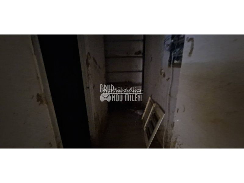 Foto fe2b9b6b-2bed-472a-884e-fde8d010fbd5. Local comercial a Catarroja