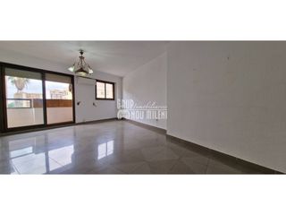 Appartamento in Vara de Quart. Venta de piso de 3 habitaciones en vara de quart, valència capit