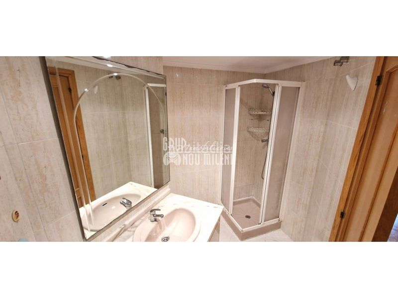 Foto 04ea5942-e557-4cba-bbef-72835b38b0ab. Pis a Vara de Quart Valencia