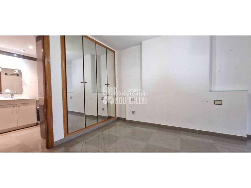 Foto 4cb8e936-bcbc-4199-9307-c048ef51f2a0. Pis a Vara de Quart Valencia