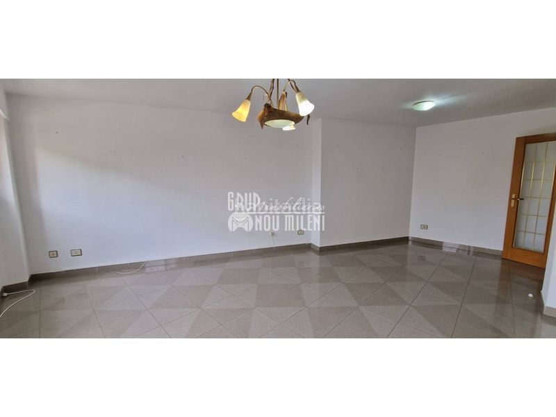 Foto b7a048a1-8431-4fe2-b212-ba16782692d6. Pis a Vara de Quart Valencia