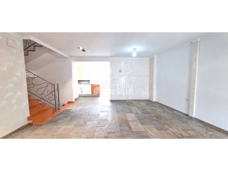 Foto 118a6bb3-3805-4b72-9405-b8c6e073258a. Casa amb calefacció aparcament a Catarroja