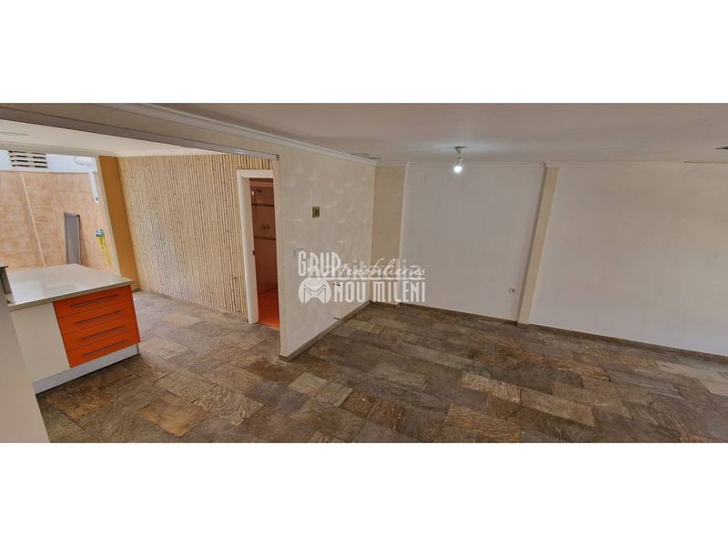 Foto b2093d01-8a34-4efa-a8b1-16e662d36994. Casa amb calefacció aparcament a Catarroja