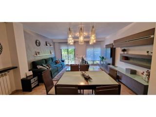 Zweistöckige Wohnung in Catarroja. Dúplex en venta en catarroja, espacioso y luminoso
