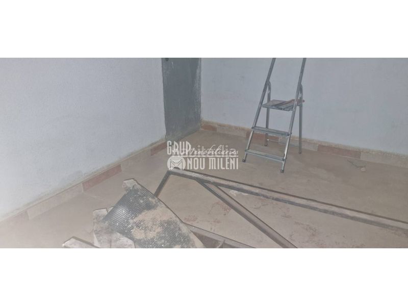 Foto 88ca8d1d-c644-4443-8a83-f8a164e490df. Local comercial a Albal