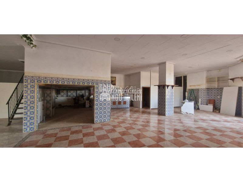 Foto 975dab19-6ec3-483f-ab1e-170087c4a733. Local comercial a Albal