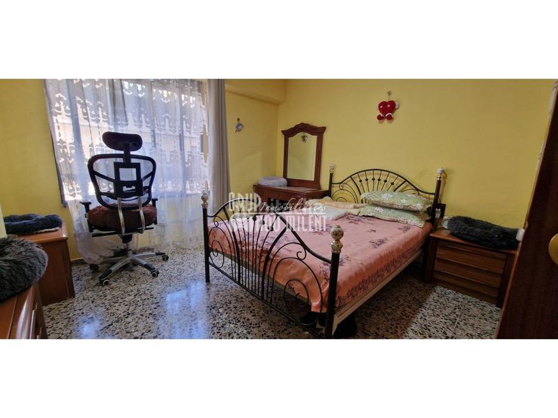 Foto 6abf2c03-eccb-4844-84a9-a71e7d430120. Pis a Benifaió
