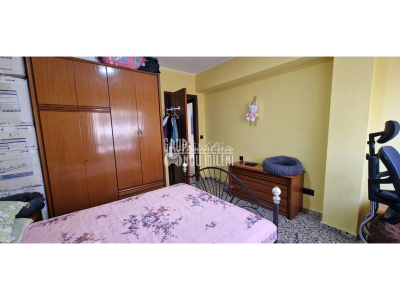 Foto 7c8e31f6-3bc9-45a3-9ae7-69d0300bfba2. Pis a Benifaió