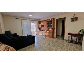 Appartamento  Calle fuente. Venta de piso luminoso de 3 habitaciones en benifaió