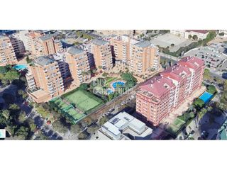 Pis a Avenida Mestre Rodrigo
