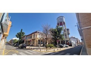 Maison  Calle francesc de vinatea. Venta de casa amplia en massanassa