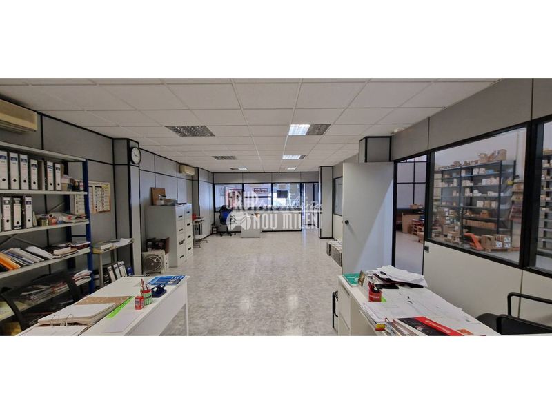 Foto 4a7aaf41-750f-4bd5-86f4-42c5adef79e6. Lloguer nau industrial a Catarroja