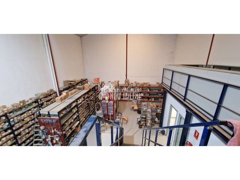 Foto b05efc04-5676-41db-8ae7-c29a34c470eb. Lloguer nau industrial a Catarroja