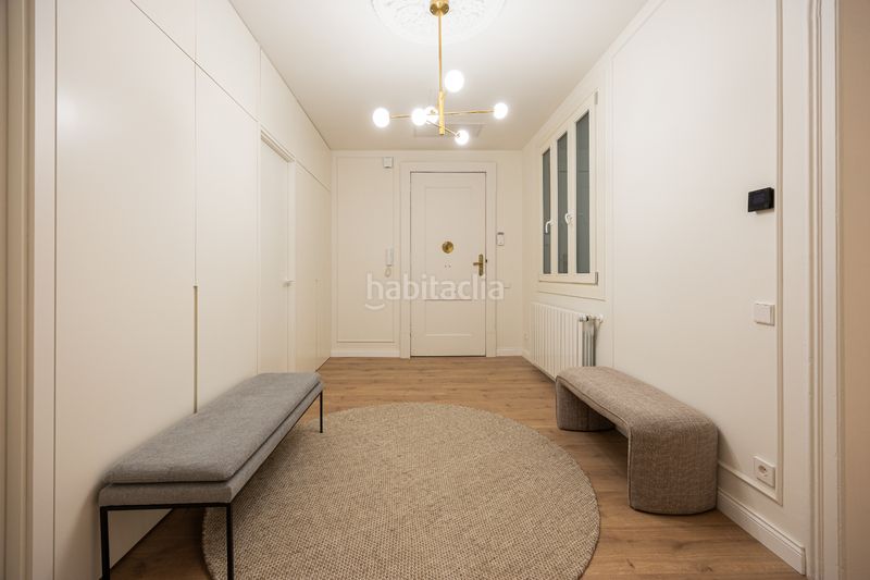 Foto 1737c8ef-efee-4273-84bb-633f1486368c. Pis amb calefacció a Dreta de l´Eixample Barcelona