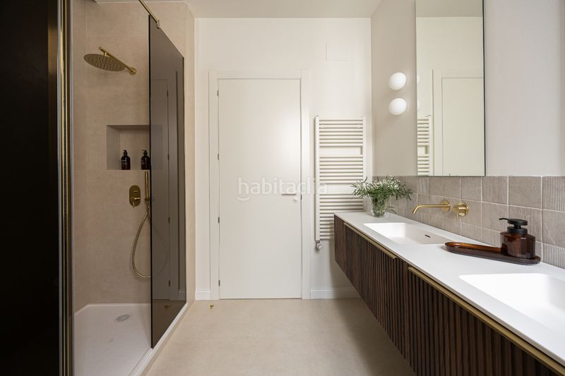 Foto 3c4a8f6c-596b-4352-b1e8-a63c1a6c1f0b. Pis amb calefacció a Dreta de l´Eixample Barcelona