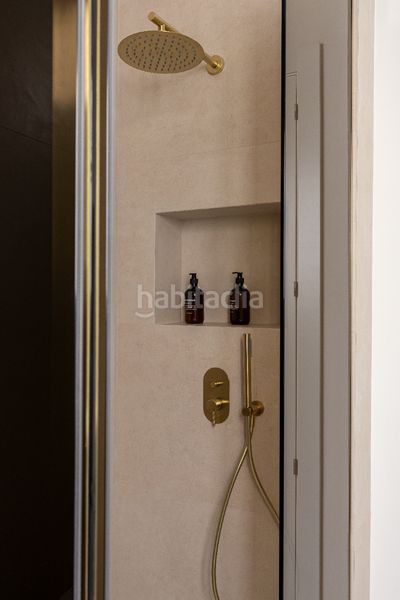 Foto dbcf0488-f78a-41e3-b25e-70da6b2c5551. Pis amb calefacció a Dreta de l´Eixample Barcelona