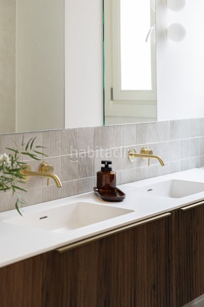 Foto f1f3bb19-79cf-40af-b373-d8d3e2503049. Pis amb calefacció a Dreta de l´Eixample Barcelona