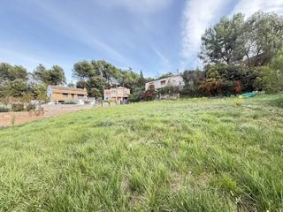 Terreny residencial a Castellnou de Bages. Venta de parcela la urbanización el serrat en castellnou de bage