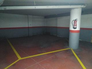 Aparcament cotxe a Sant cristofol 52. Garaje en venta en manresa, sagrada família!
