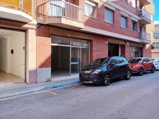 Location Local commercial à Poble Nou. Alquiler de local comercial  en manresa