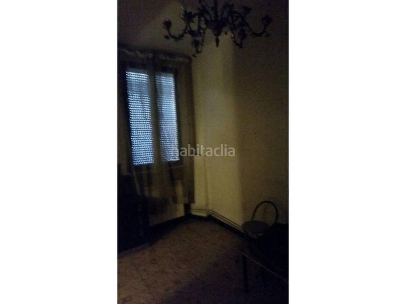 Foto f6f23177-2989-49e6-9878-73ec37cee198. Piso  con inquilinos solo inversores en Barri Antic Manresa
