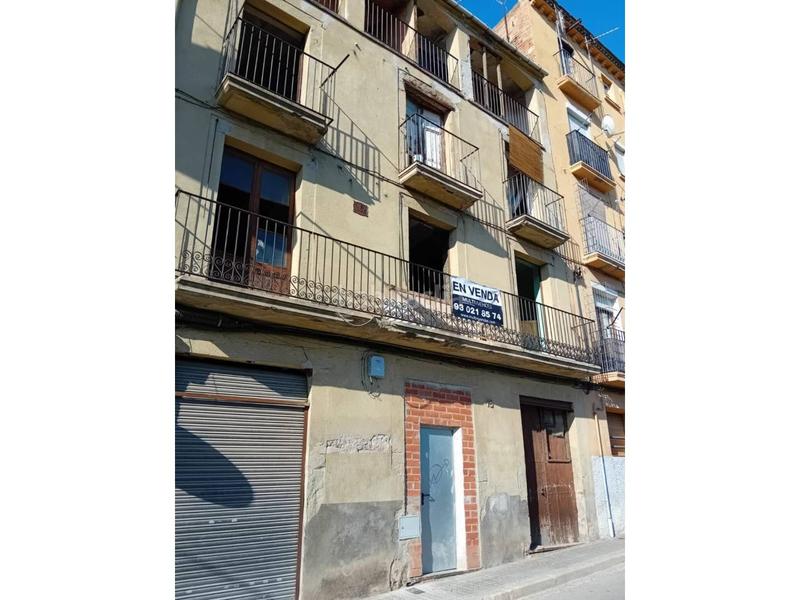 Foto 6bf6e195-6bd6-4504-9a45-5ceb3866c34f. Edificio  para rehabilitar en casco antiguo una inversión con gran potencial en Manresa