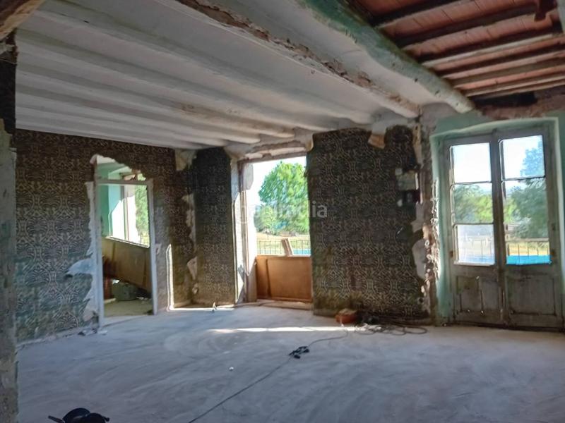 Foto b43c458d-5558-4136-bce8-786e84f7683b. Edificio  para rehabilitar en casco antiguo una inversión con gran potencial en Manresa