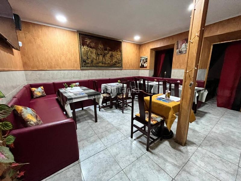 Foto 0450aefd-093d-4019-9a0f-c76033301da2. Local comercial a Barri Antic Manresa