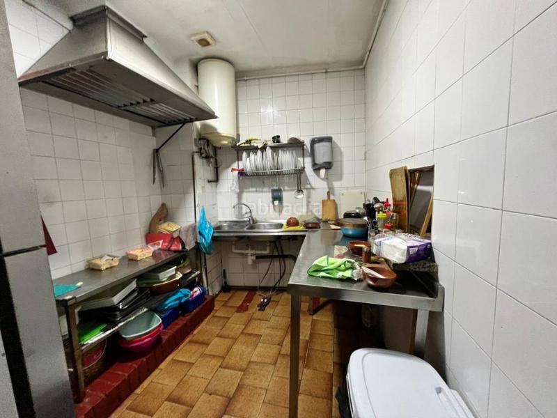 Foto d18019ca-8143-4f10-ba71-fb650f597416. Local comercial a Barri Antic Manresa
