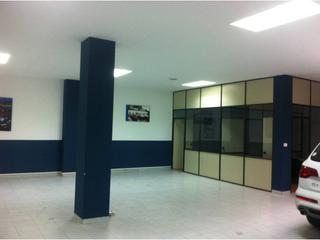 Lloguer Local Comercial a Poble Nou. Descubre el local perfecto para tu negocio en el corazón de manr