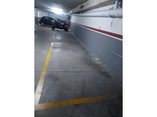 Location Parking voiture à Bases de Manresa - Carretera de Santpedor. Alquiler de plazas de aparcamiento en zona parada de manresa