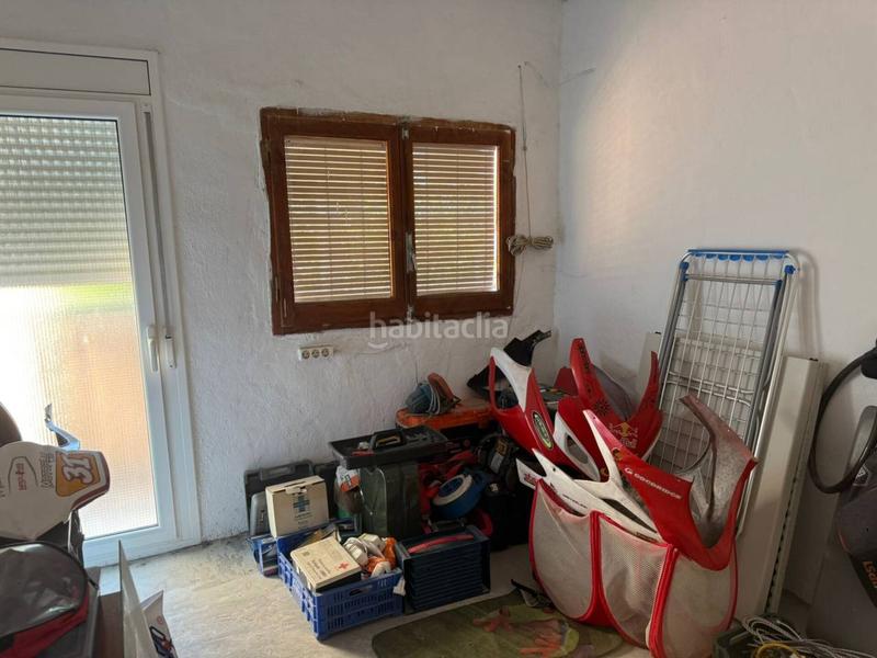 Foto 9d7a66ca-c5fb-4539-a2de-c83e23bfc6ea. Casa  en venta planta baja reformada con la primera planta reformar a tu gusto en Manresa