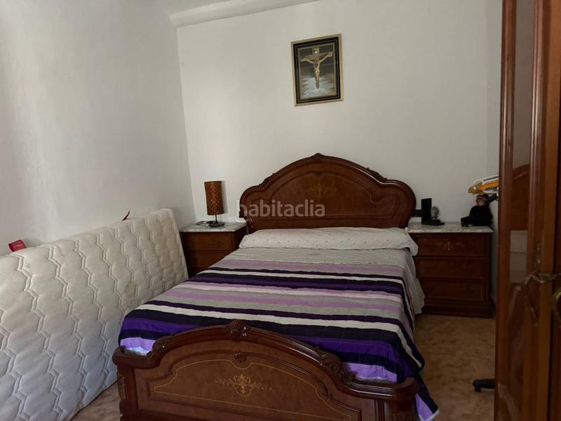 Foto ab8fa0ee-d762-4307-97f1-db254e92b628. Casa  en venta planta baja reformada con la primera planta reformar a tu gusto en Manresa