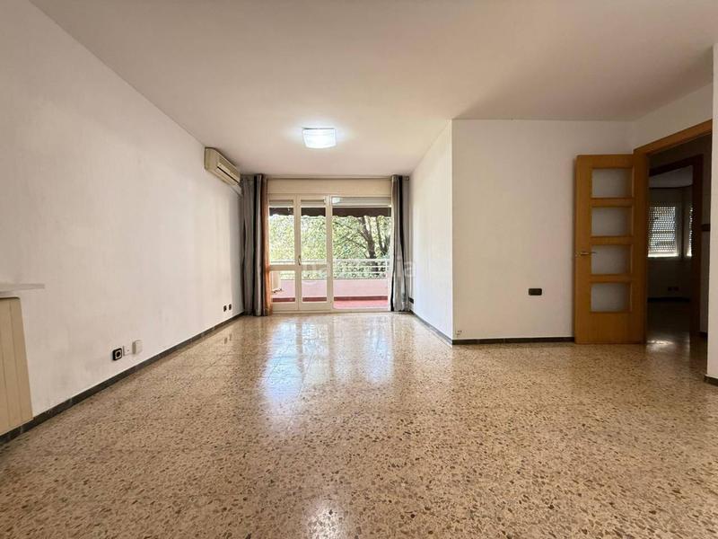 Foto 44f20e42-2548-49b1-81a7-b17d7302fc71. Appartement avec chauffage parking dans bases de Manresa - carretera de santpedor Manresa